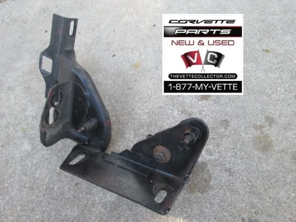 84-96 Corvette Hood Hinge LH- USED