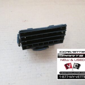 90-91 Corvette Dash Outlet Vent Deflector RH Inner- USED GM # 10100156